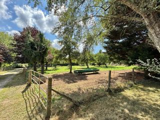 house 10 Rooms for sale on ENGLESQUEVILLE EN AUGE (14800)