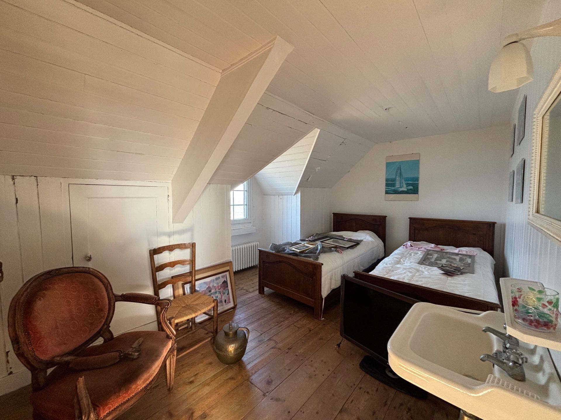 house 11 Rooms for sale on AGON COUTAINVILLE (50230)