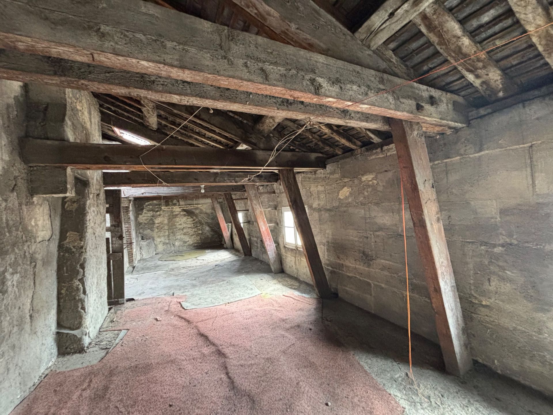 apartment 6 Rooms for sale on BAYEUX (14400)