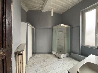 apartment 6 Rooms for sale on BAYEUX (14400)