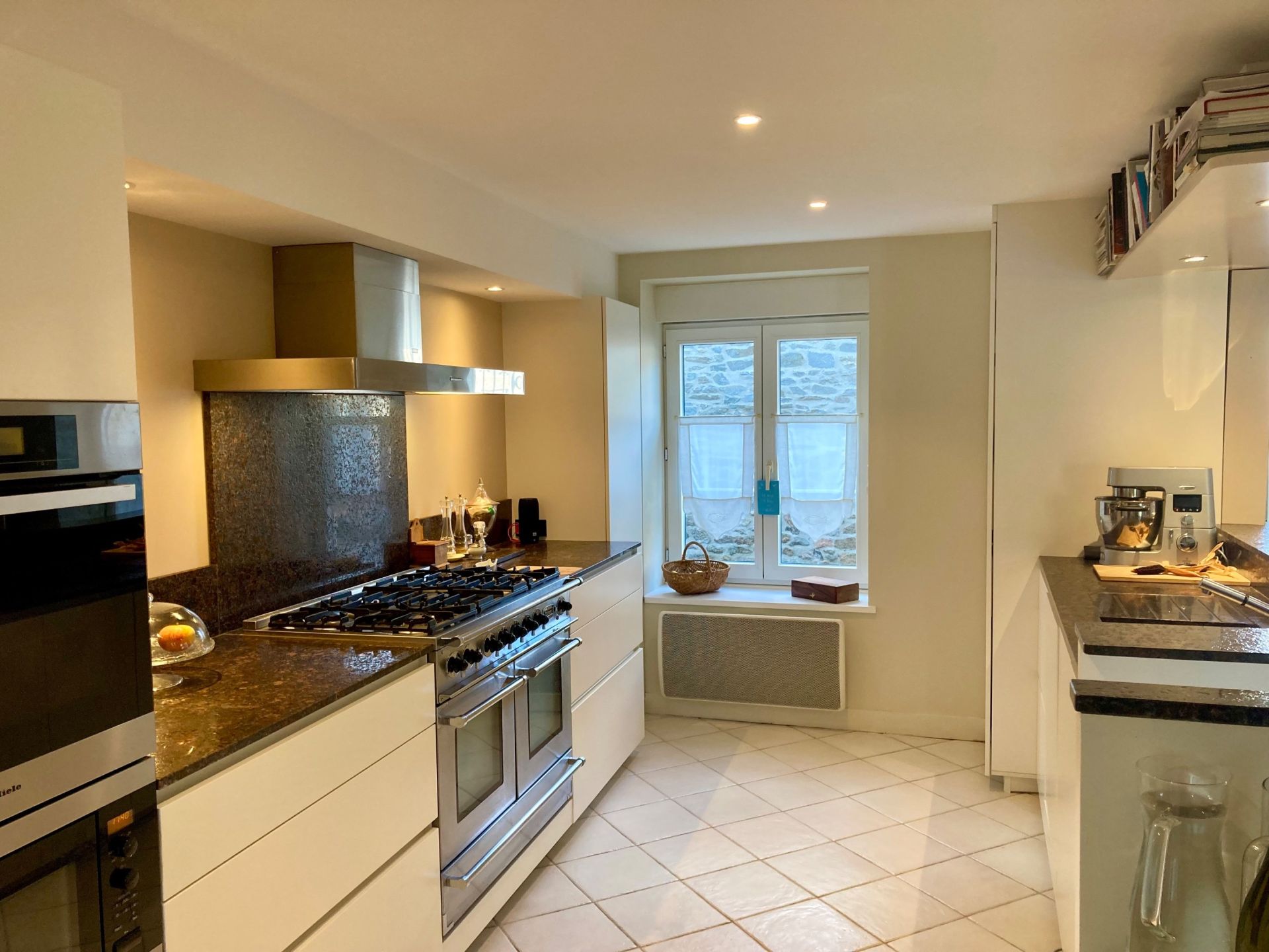 house 6 Rooms for sale on ST VAAST LA HOUGUE (50550)