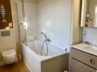 house 6 Rooms for sale on ST VAAST LA HOUGUE (50550)