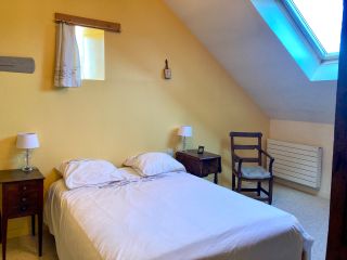 house 6 Rooms for sale on ST VAAST LA HOUGUE (50550)