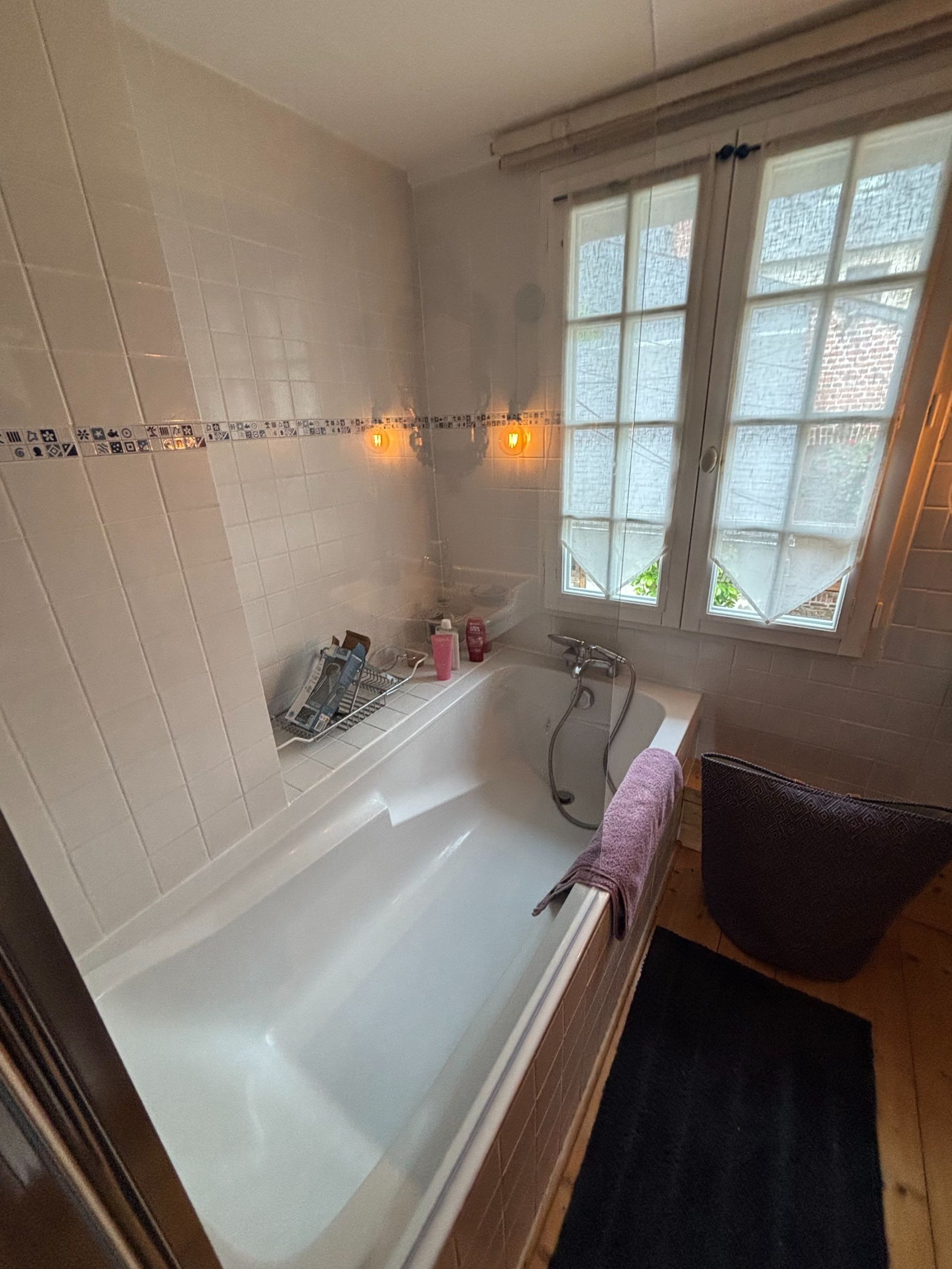 house 5 Rooms for sale on BEAUMONT EN AUGE (14950)