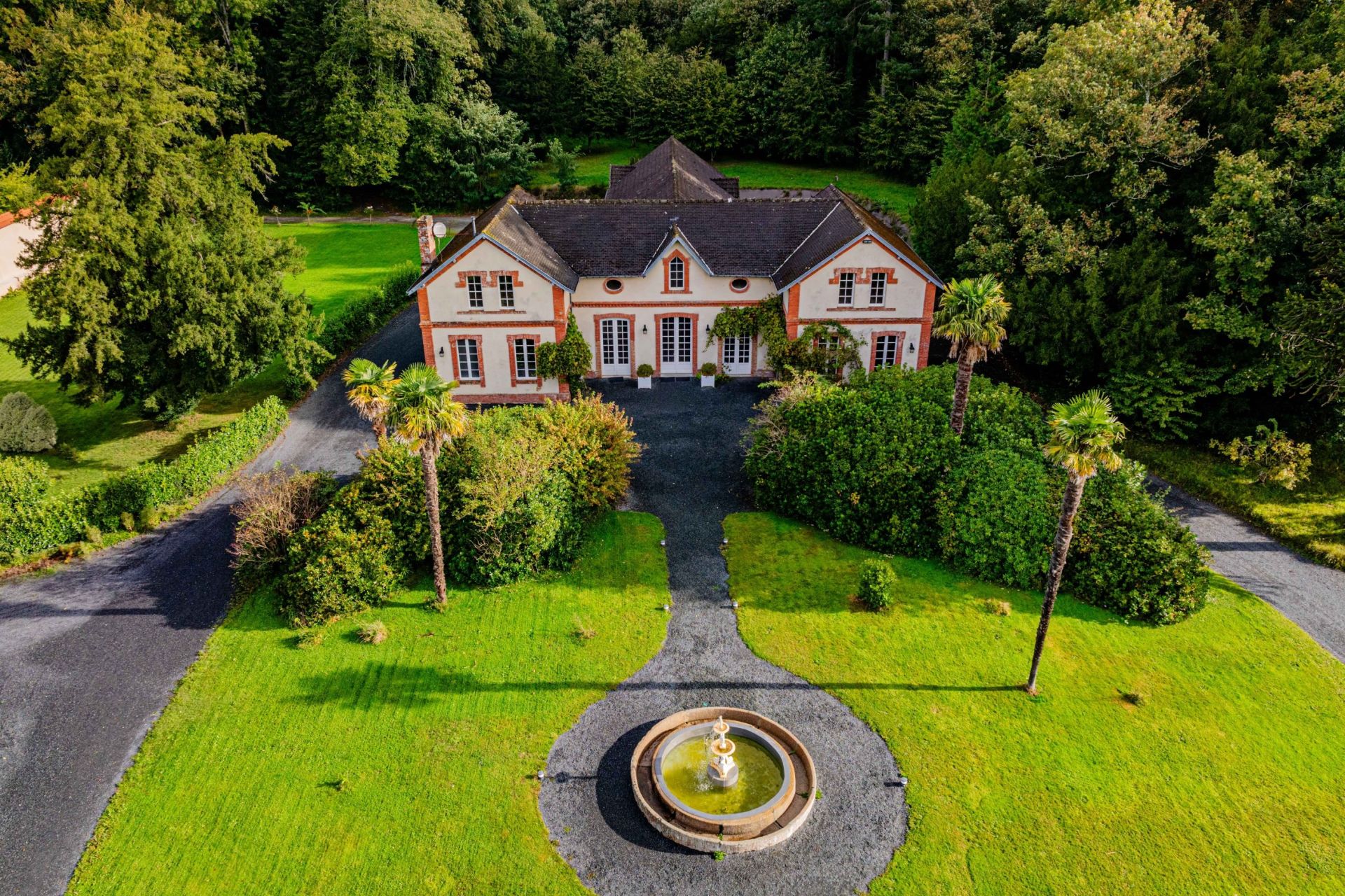 château 23 Pièces en vente sur COUTANCES (50200)