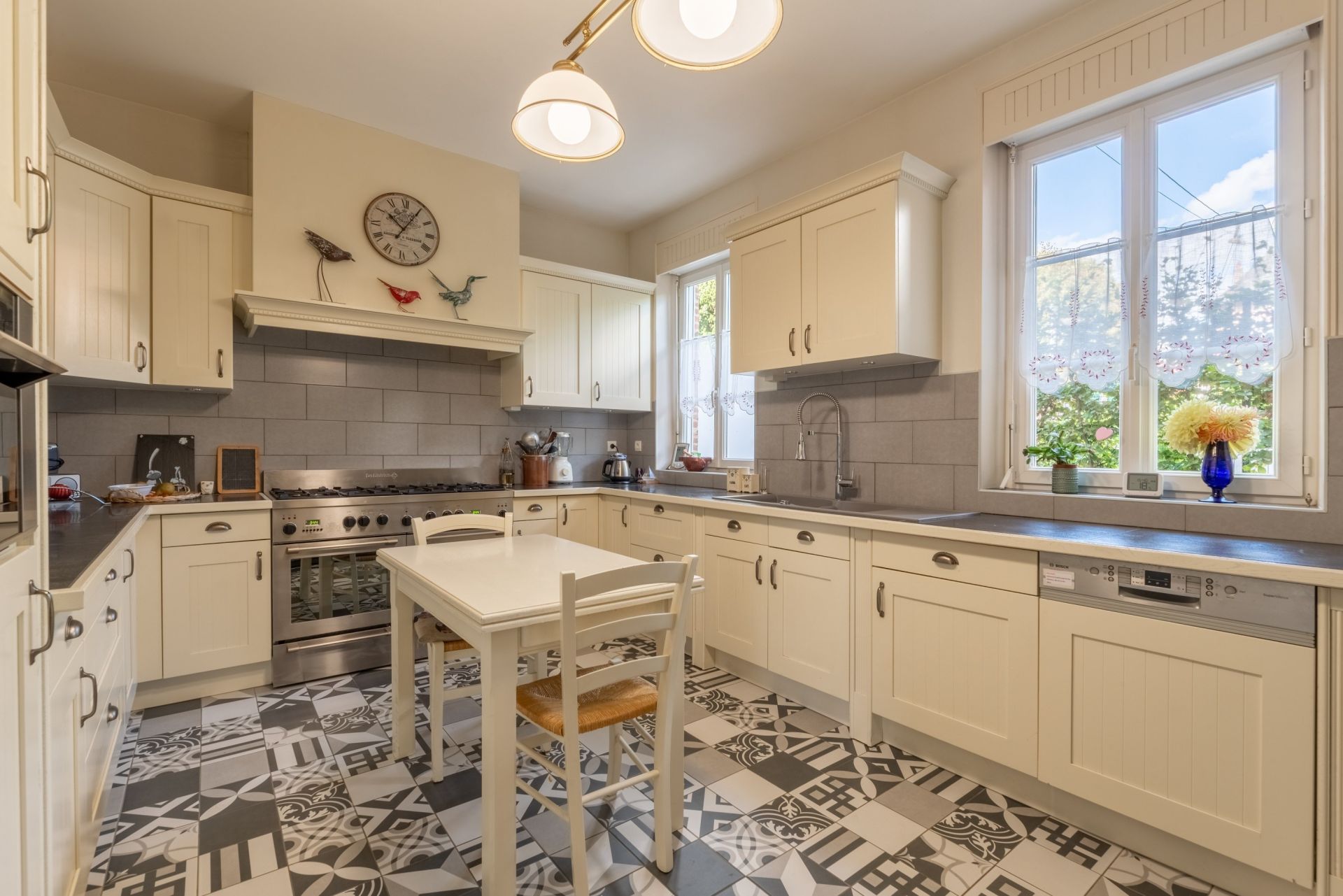 maison bourgeoise 10 Pièces en vente sur DOUDEVILLE (76560)