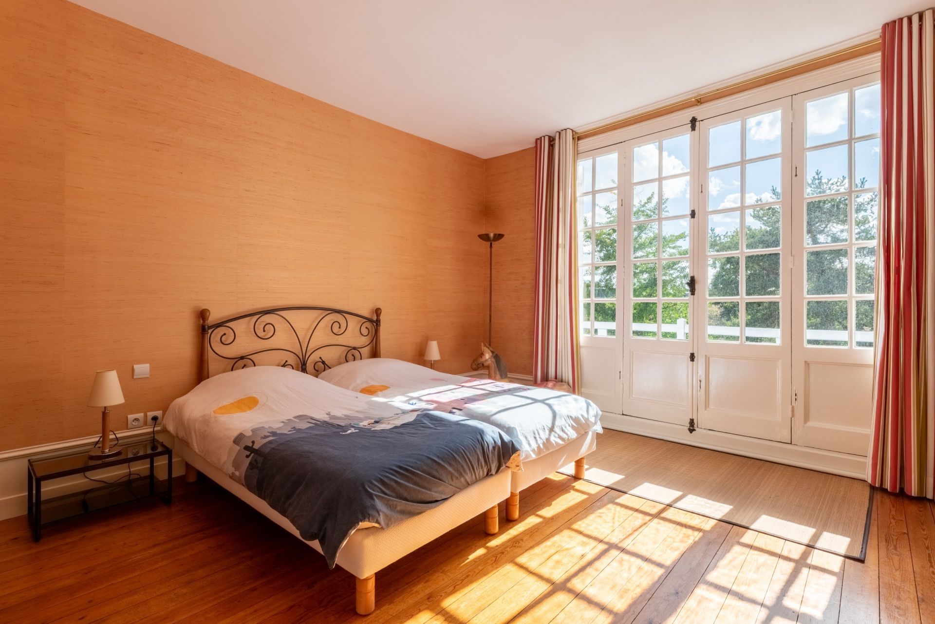 maison bourgeoise 10 Pièces en vente sur DOUDEVILLE (76560)