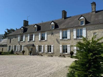 Sale Property Sainte-Mère-Église 16 Rooms 490 m²