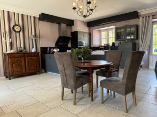 property 16 Rooms for sale on STE MERE EGLISE (50480)