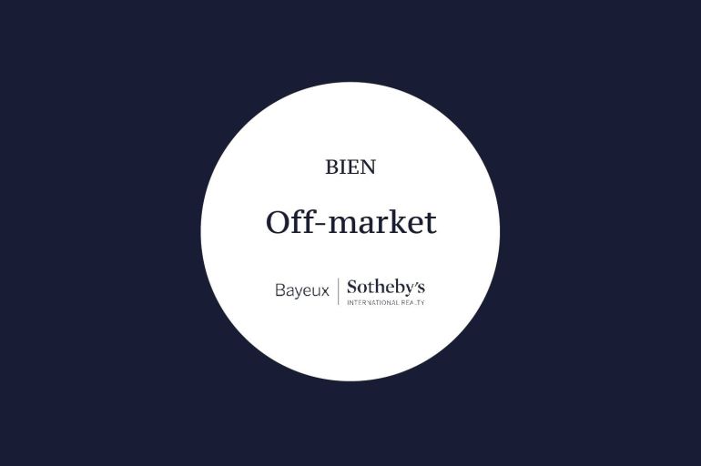 mansion 10 Rooms for sale on ROTS (14740)