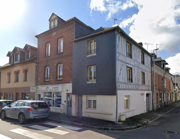 Vente Immeuble Pont-l'Évêque 194 m²