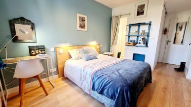 house 6 Rooms for sale on HONFLEUR (14600)