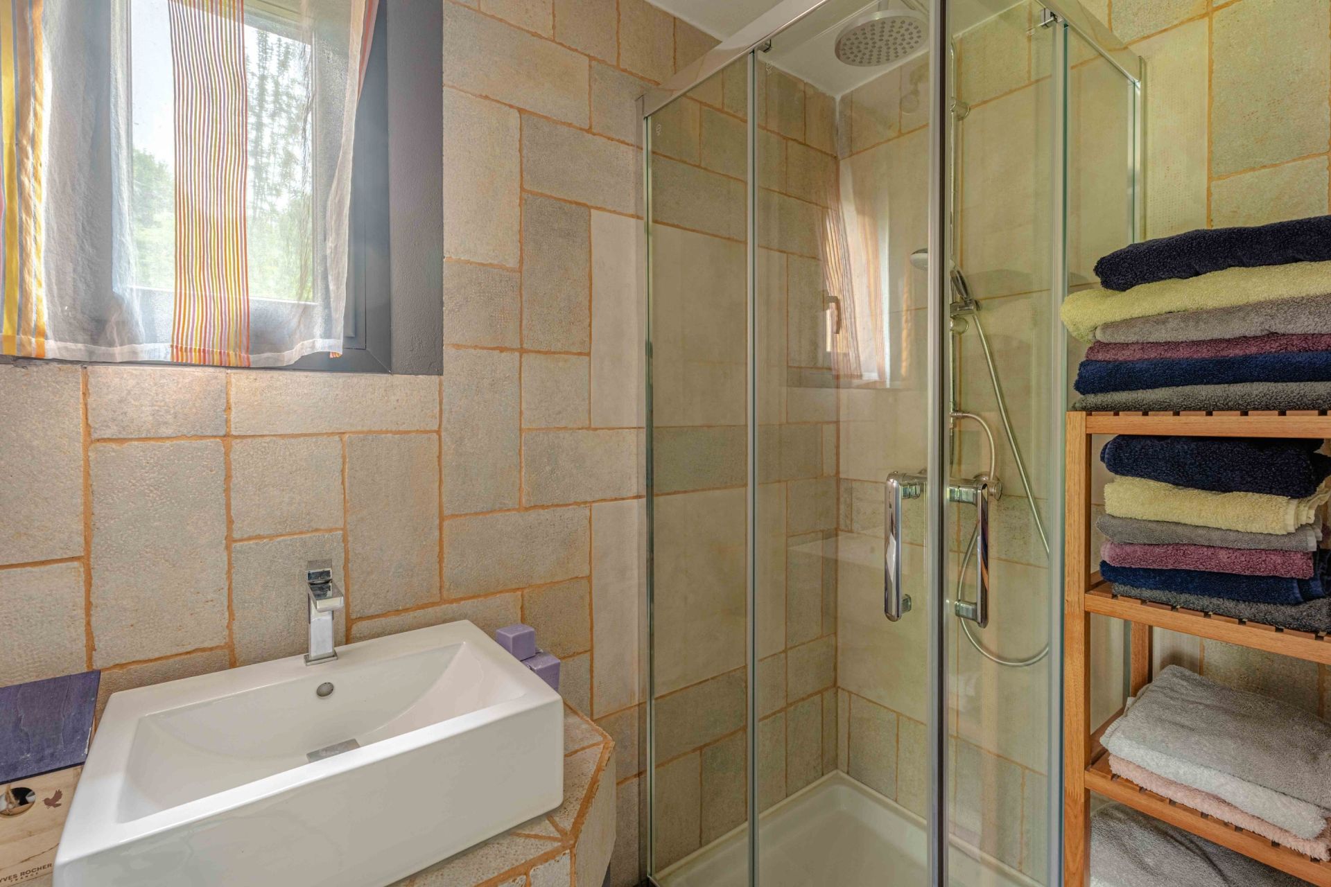 house 6 Rooms for sale on PONT L EVEQUE (14130)