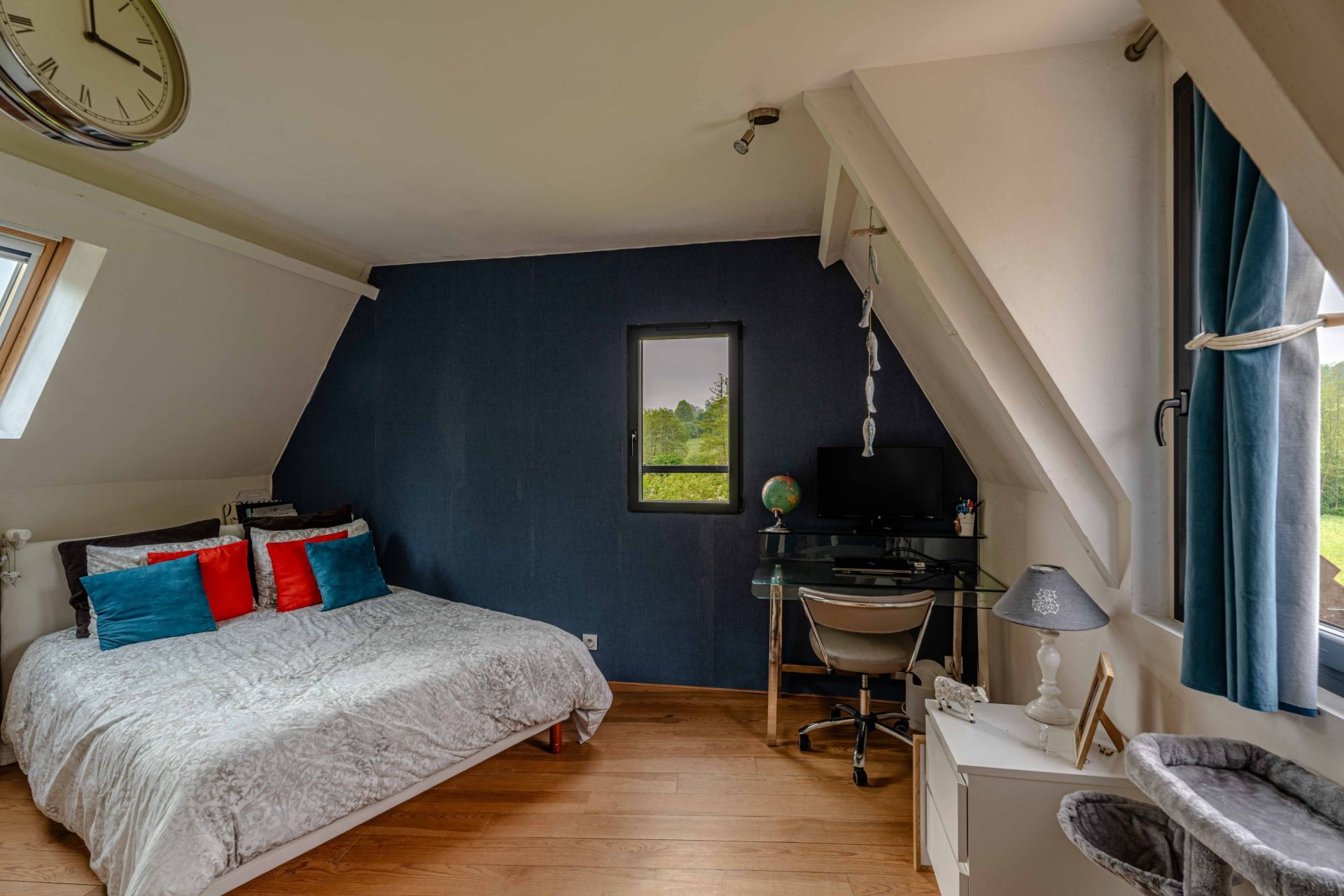 house 6 Rooms for sale on PONT L EVEQUE (14130)