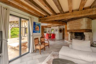 house 6 Rooms for sale on PONT L EVEQUE (14130)