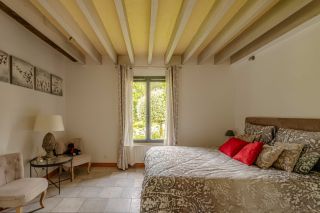 house 6 Rooms for sale on PONT L EVEQUE (14130)