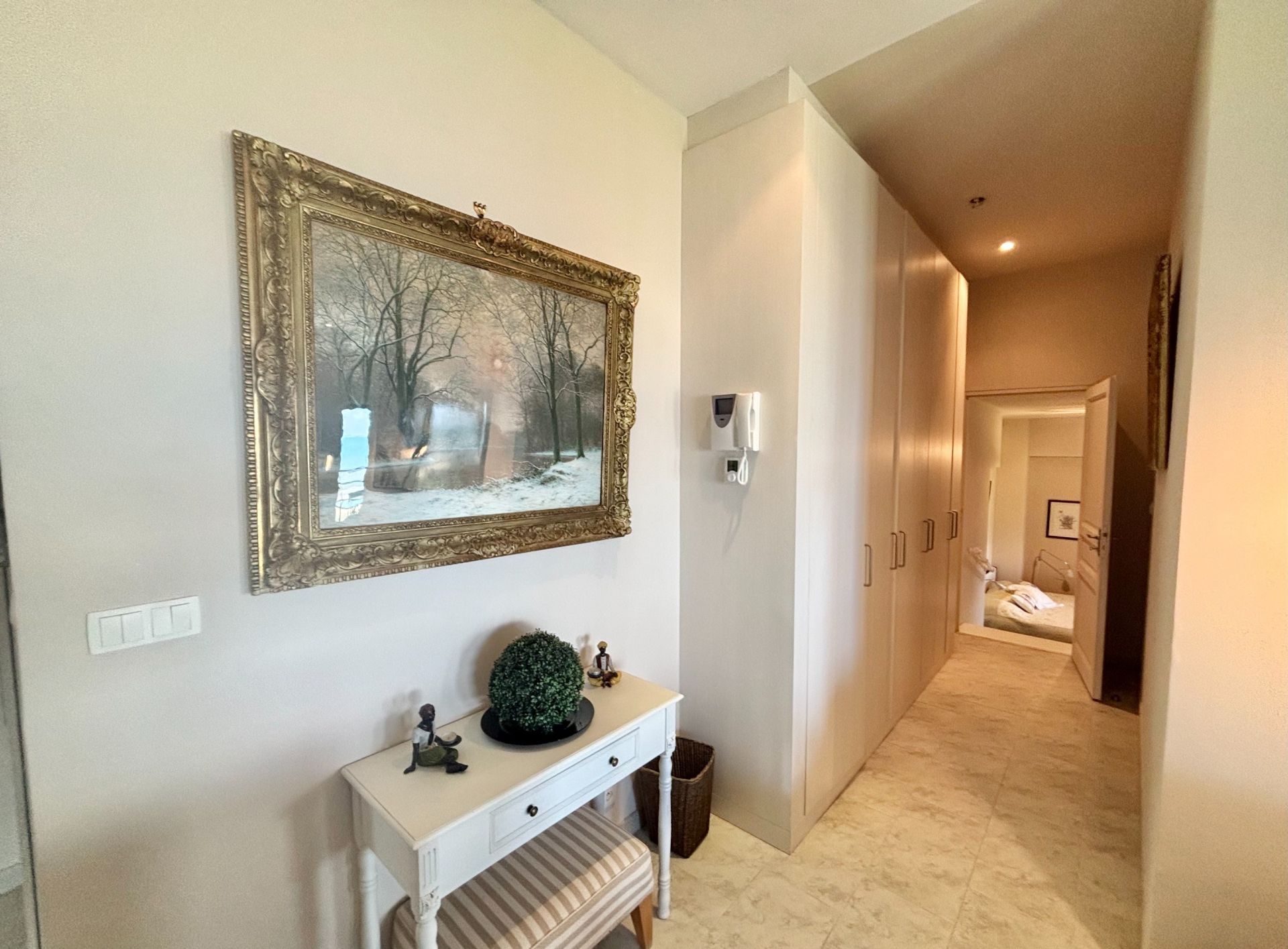 apartment 5 Rooms for sale on BENERVILLE SUR MER (14910)