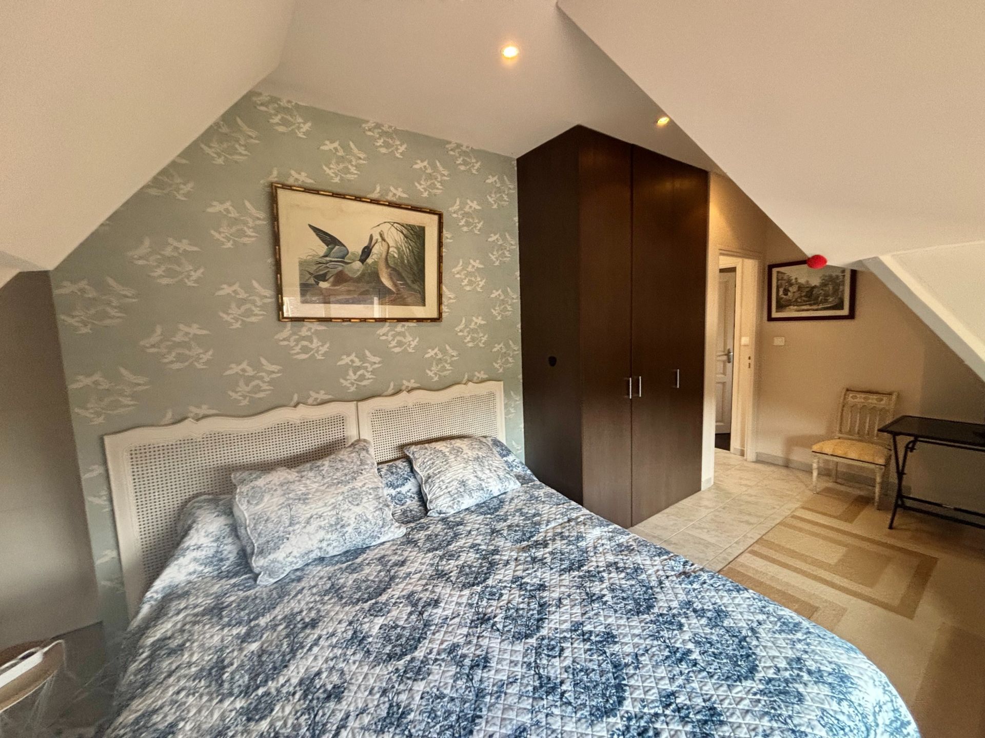 apartment 5 Rooms for sale on BENERVILLE SUR MER (14910)