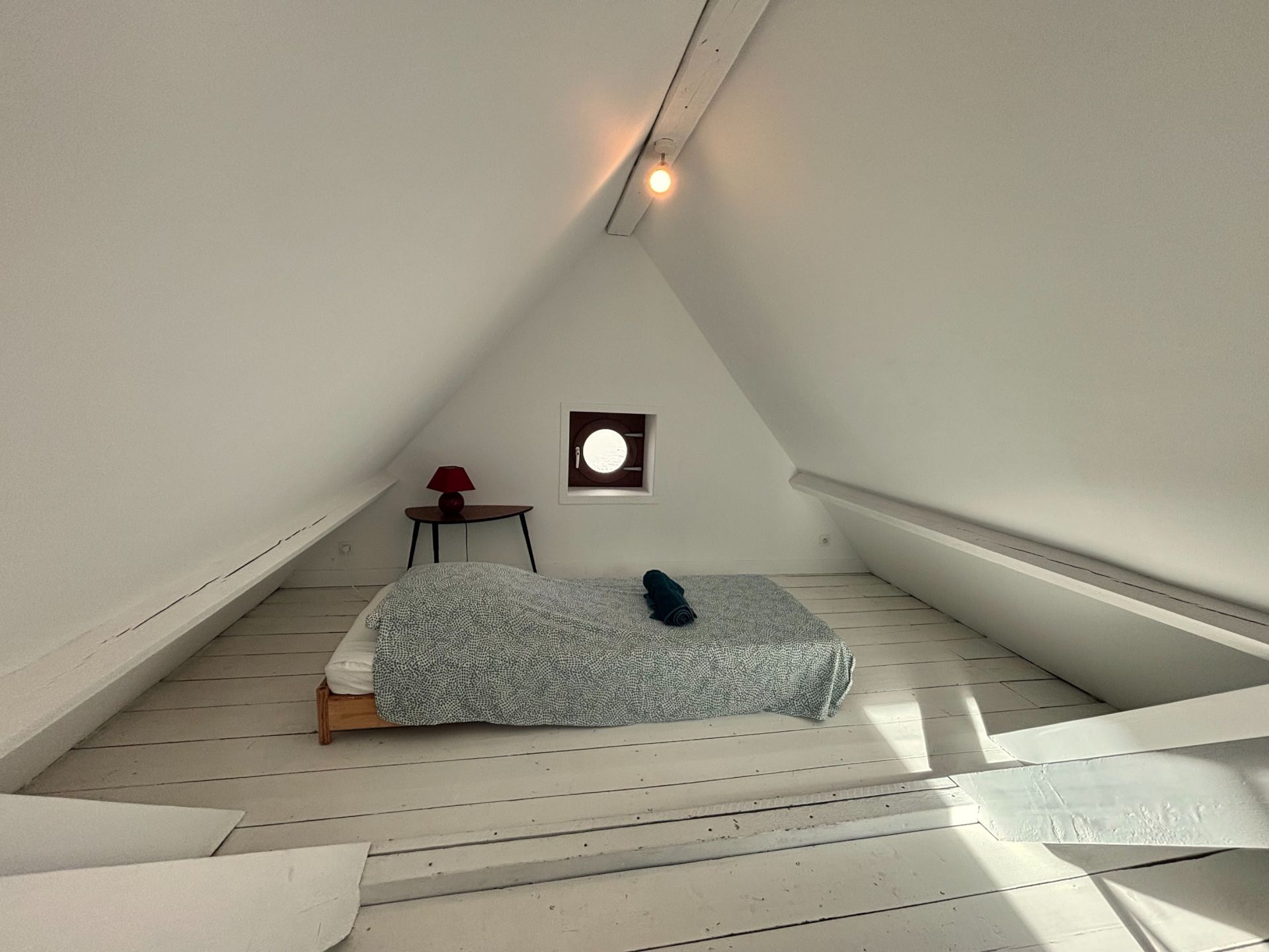 apartment 6 Rooms for sale on VILLERS SUR MER (14640)