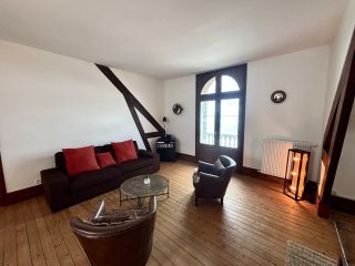 apartment 6 Rooms for sale on VILLERS SUR MER (14640)