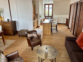 apartment 6 Rooms for sale on VILLERS SUR MER (14640)