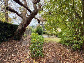 Norman house 9 Rooms for sale on MONT ST AIGNAN (76130)