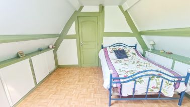 house 6 Rooms for sale on PONT L EVEQUE (14130)