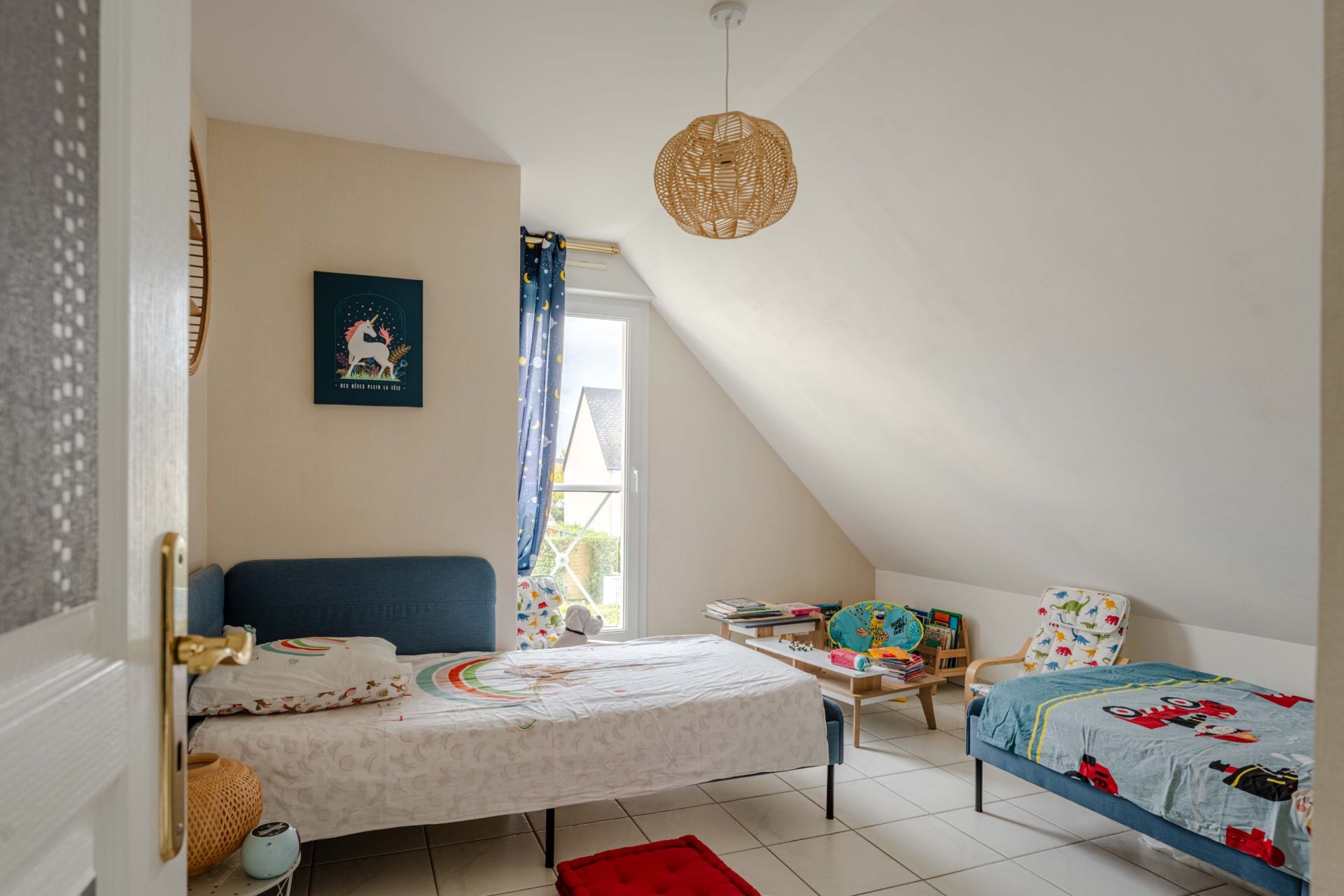 house 8 Rooms for sale on BERNIERES SUR MER (14990)