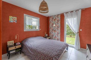 house 8 Rooms for sale on BERNIERES SUR MER (14990)