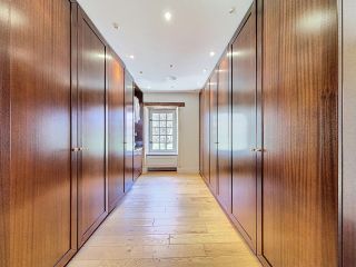 house 10 Rooms for sale on BAYEUX (14400)