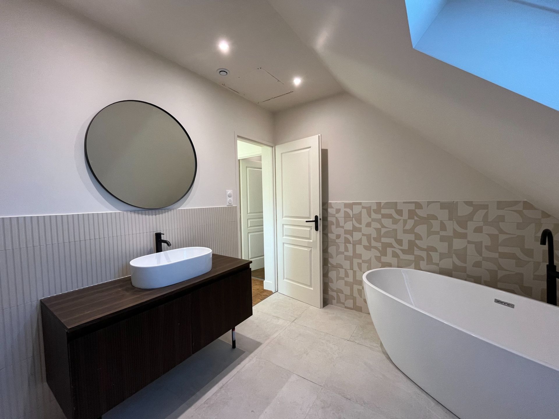 house 6 Rooms for sale on ROUEN (76000)