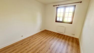 apartment 5 Rooms for sale on PONT L EVEQUE (14130)