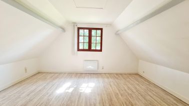 apartment 5 Rooms for sale on PONT L EVEQUE (14130)