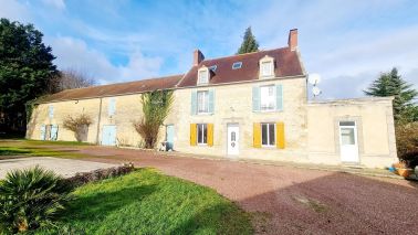 house 8 Rooms for sale on MOULT (14370)
