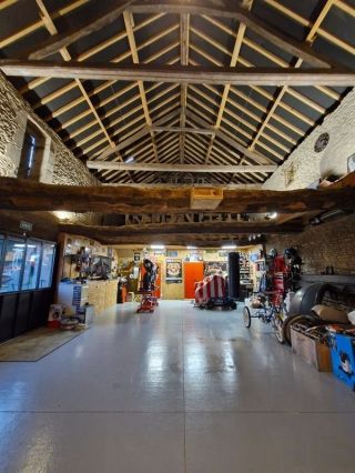 house 8 Rooms for sale on ARGENCES (14370)