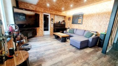 house 8 Rooms for sale on ARGENCES (14370)