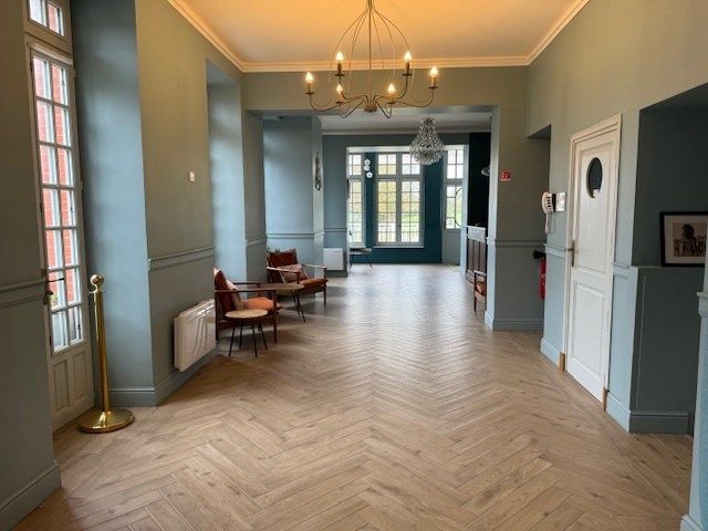 villa 10 Rooms for sale on GRANVILLE (50400)