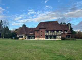 house 13 Rooms for sale on ST ARNOULT (14800)