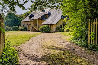 maison 40 Pièces en vente sur PONT L EVEQUE (14130)