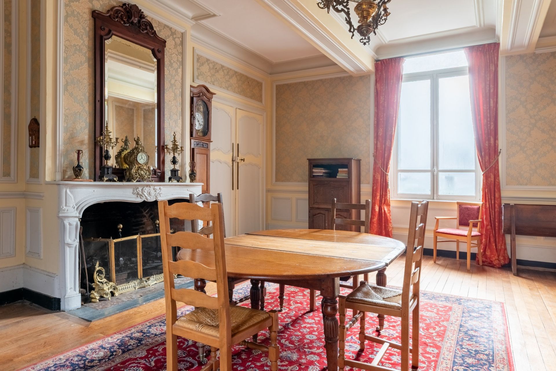 house 13 Rooms for sale on CRIQUETOT L ESNEVAL (76280)