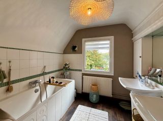 house 7 Rooms for sale on BIHOREL (76420)