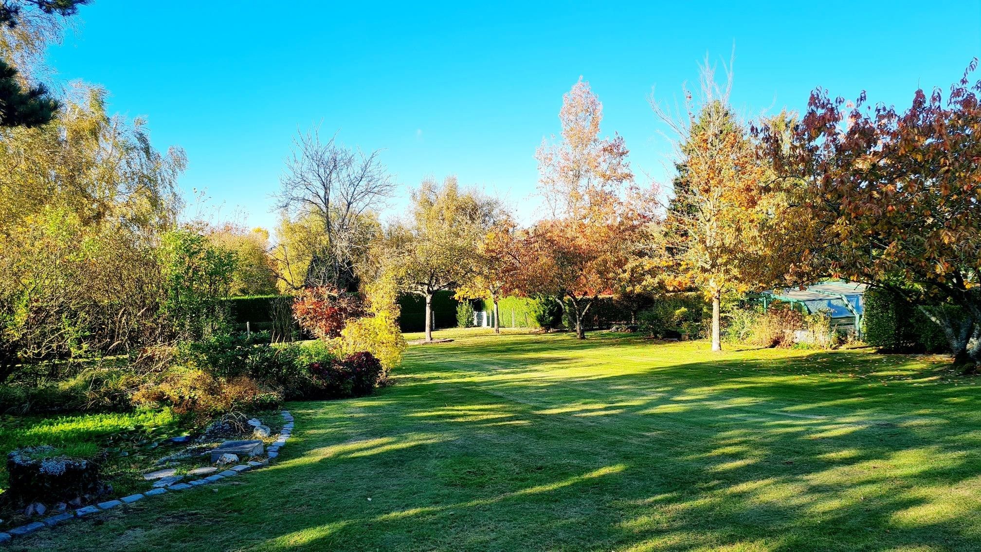 house 8 Rooms for sale on PONT L EVEQUE (14130)