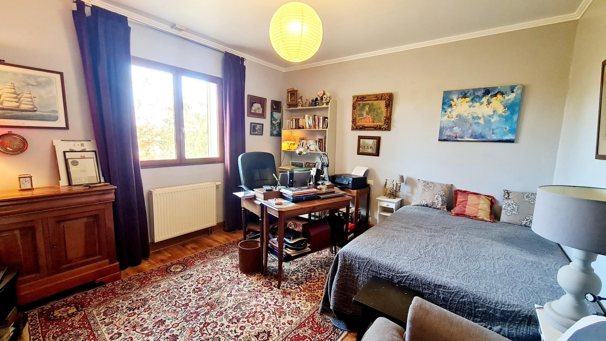 house 8 Rooms for sale on PONT L EVEQUE (14130)