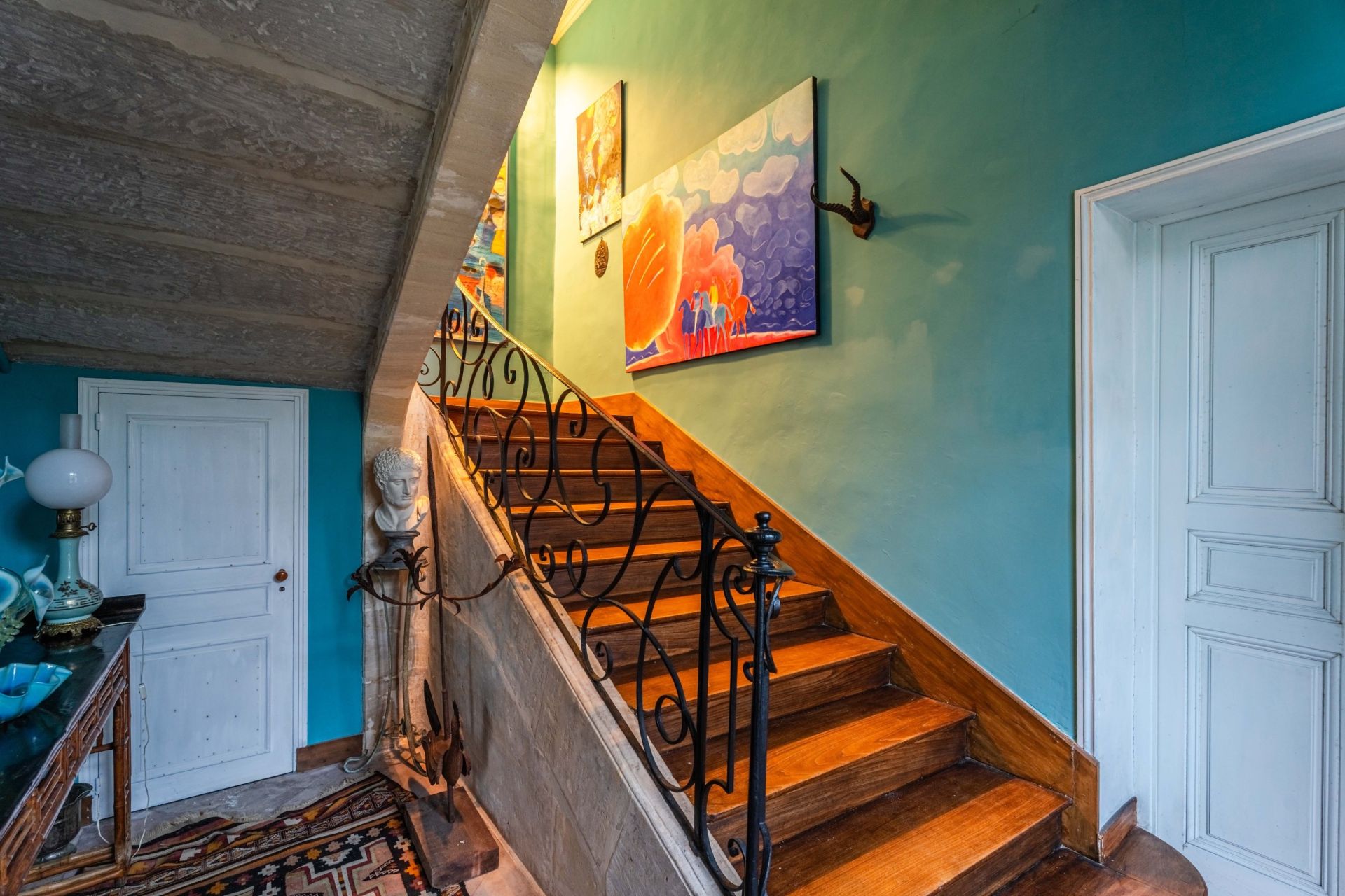 house 14 Rooms for sale on BAYEUX (14400)