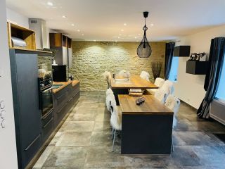 Norman house 14 Rooms for sale on REVIERS (14470)