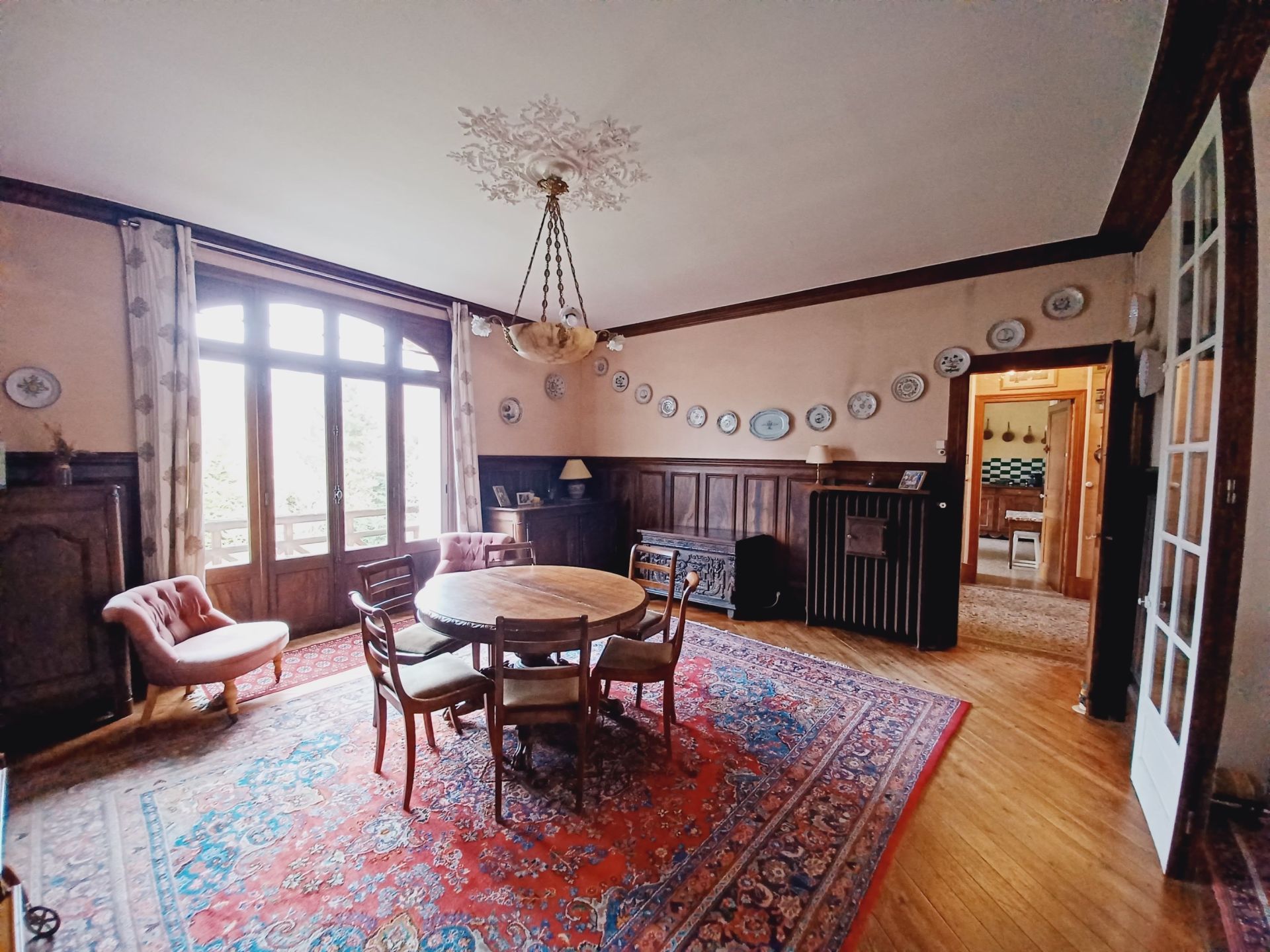 mansion 10 Rooms for sale on BERNAY (27300)