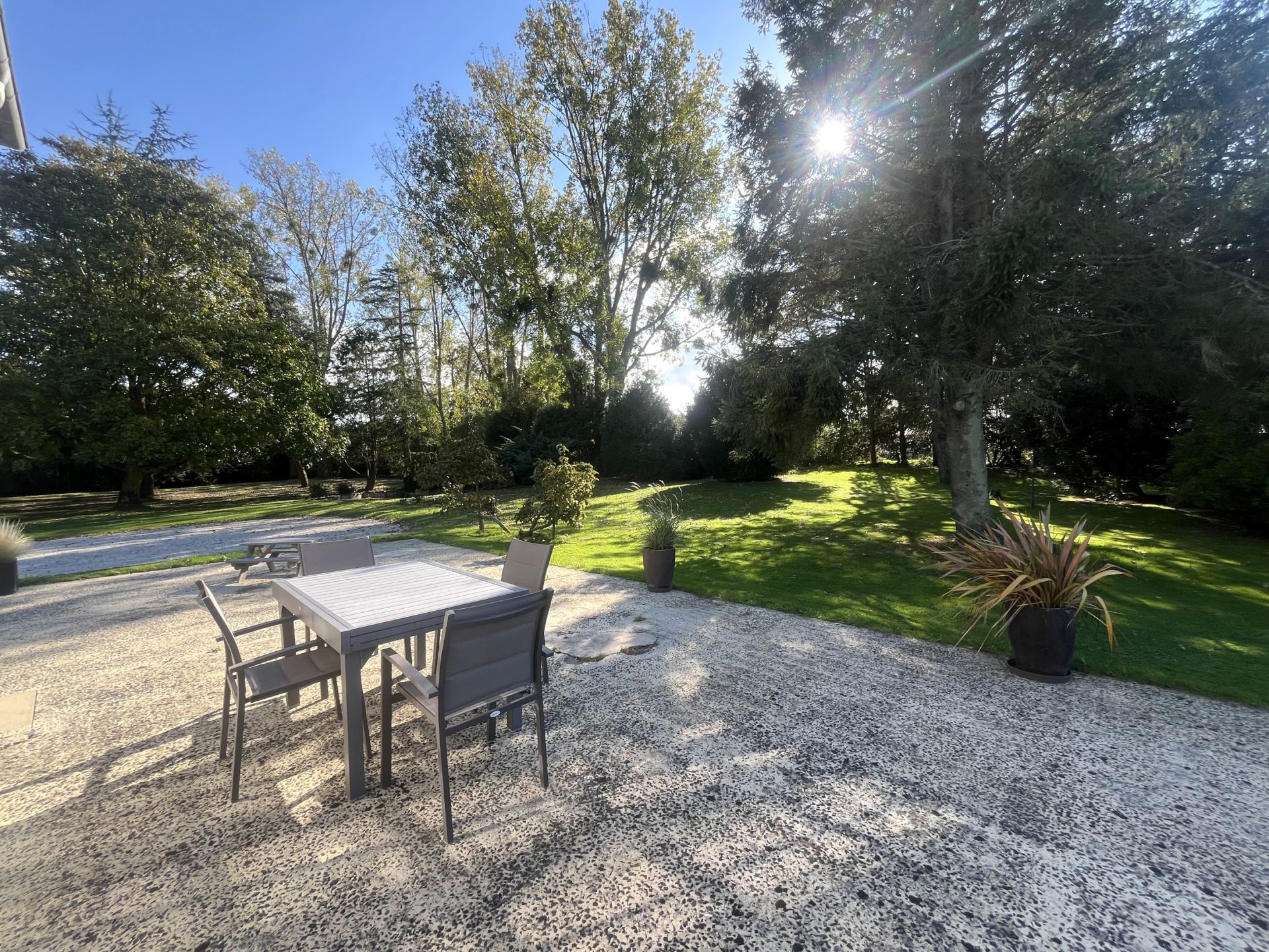 house 9 Rooms for sale on BAYEUX (14400)