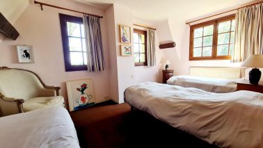 house 6 Rooms for sale on PONT L EVEQUE (14130)