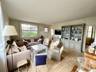 house 9 Rooms for sale on BENERVILLE SUR MER (14910)