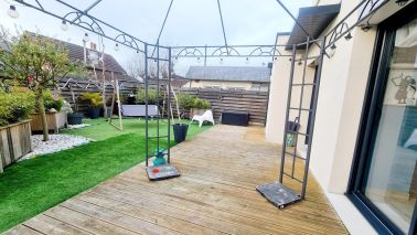 house 6 Rooms for sale on CABOURG (14390)